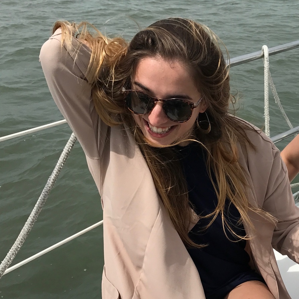 Meet your Posher, Christiana